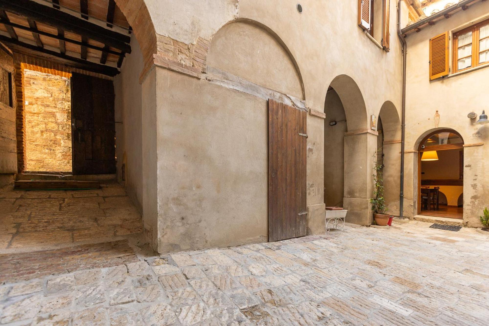 La Corte Del Podesta Sarteano